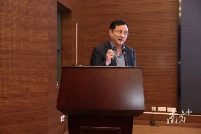 中南大学孙仑泉教授分享学术报告。 图片