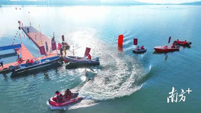 南方+ 陈保良 拍摄