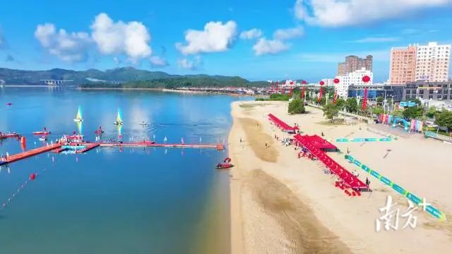 南方+ 陈保良 拍摄