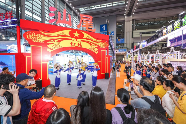 汕尾渔歌表演。