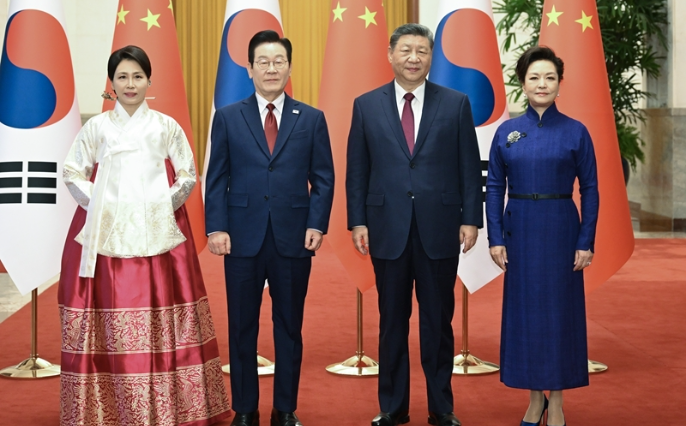 习近平同韩国总统李在明举行会谈